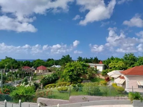 Apartment Mirando Place #7---beach Club Access, ,pool, Hottub, Gym,3 Lounges, #7, Airport 10 Minutes